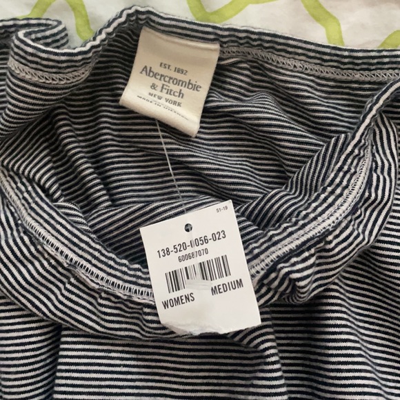 NWT Abercrombie tube top - Picture 3 of 3